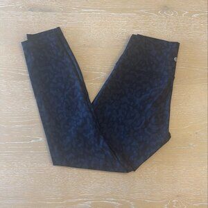 Lululemon Pants - Black and Gray Print